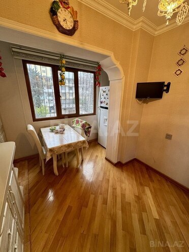 3 otaqlı köhnə tikili - Azadlıq Prospekti m. - 75 m² (11)