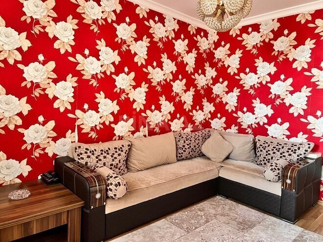 5 otaqlı köhnə tikili - Yeni Günəşli q. - 90 m² (1)