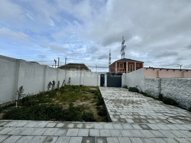 4 otaqlı həyət evi/bağ evi - Şüvəlan q. - 130 m² (13)
