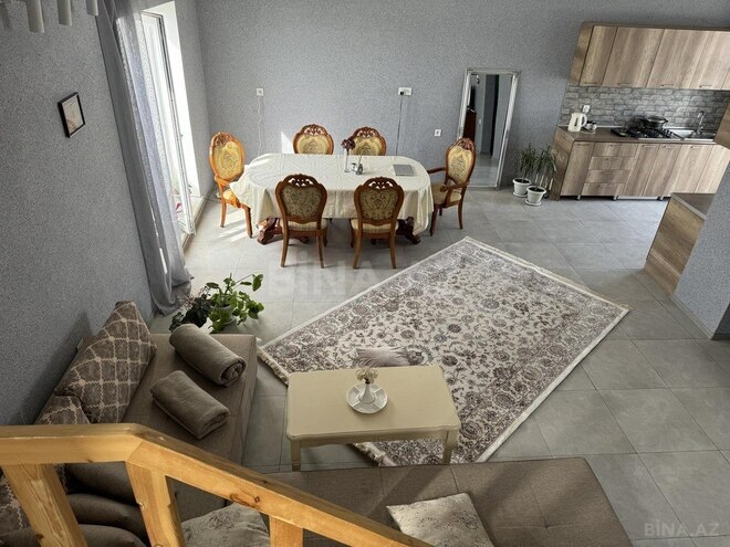 4 otaqlı həyət evi/bağ evi - Şüvəlan q. - 130 m² (10)