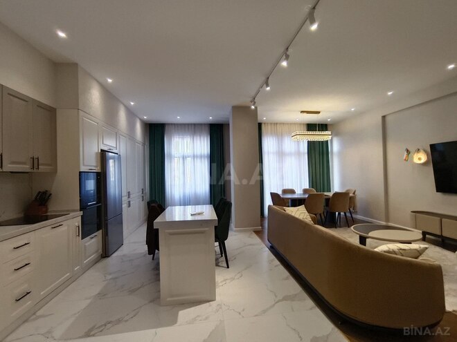 4 otaqlı yeni tikili - Nizami m. - 202 m² (8)