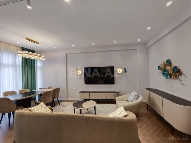 4 otaqlı yeni tikili - Nizami m. - 202 m² (11)