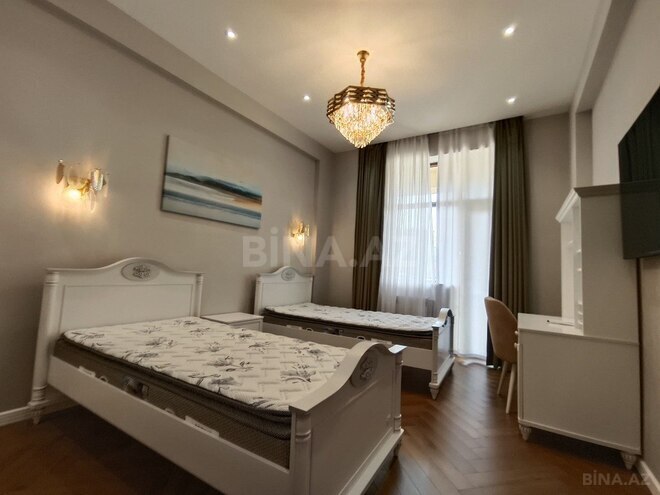 4 otaqlı yeni tikili - Nizami m. - 202 m² (16)