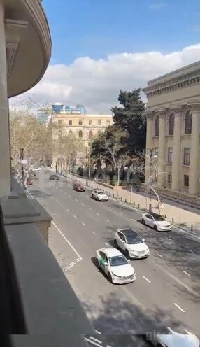 3-комн. новостройка - м. Сахил - 160 м² (10)