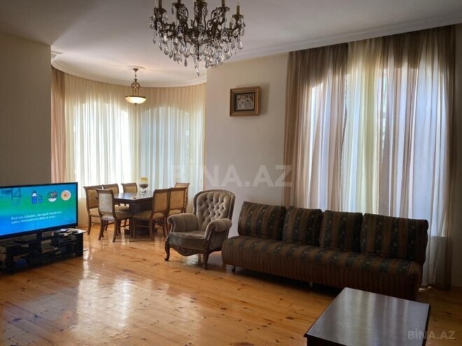 5 otaqlı həyət evi/bağ evi - Türkan q. - 230 m² (9)