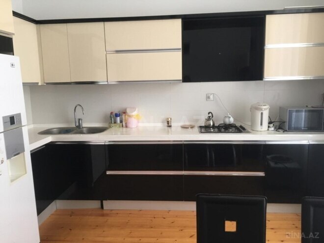 5 otaqlı həyət evi/bağ evi - Türkan q. - 230 m² (8)