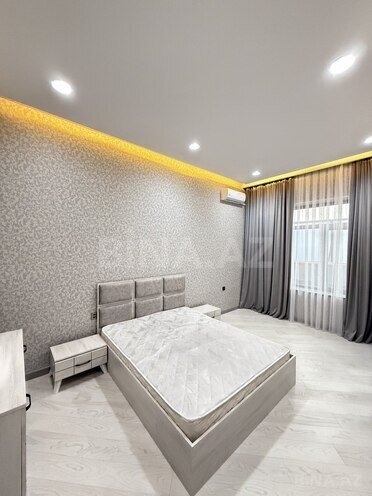 4 otaqlı həyət evi/bağ evi - Mərdəkan q. - 200 m² (25)