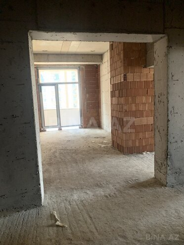 3-комн. новостройка - м. 28 мая - 121.3 м² (10)