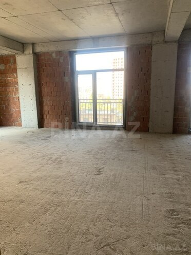 3-комн. новостройка - м. 28 мая - 121.3 м² (7)