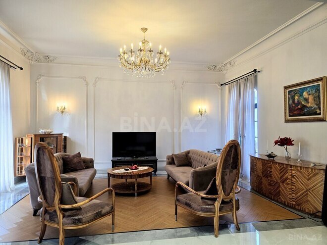 8-комн. дом/дача - пос. Бадамдар - 450 м² (12)
