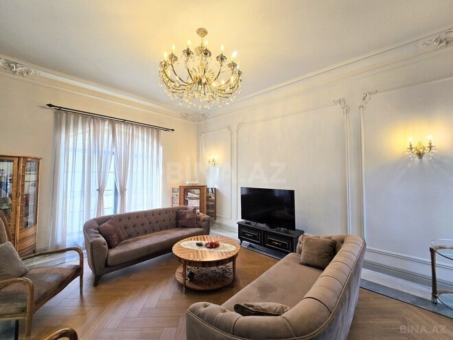 8-комн. дом/дача - пос. Бадамдар - 450 м² (15)