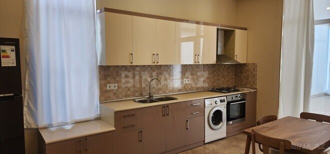 5 otaqlı həyət evi/bağ evi - Şüvəlan q. - 280 m² (11)