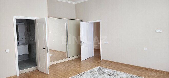 5 otaqlı həyət evi/bağ evi - Şüvəlan q. - 280 m² (16)