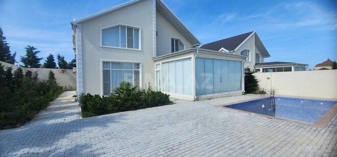 5 otaqlı həyət evi/bağ evi - Şüvəlan q. - 280 m² (1)