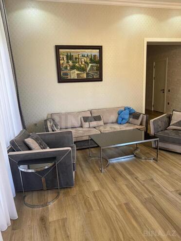 6 otaqlı həyət evi/bağ evi - Şüvəlan q. - 250 m² (11)