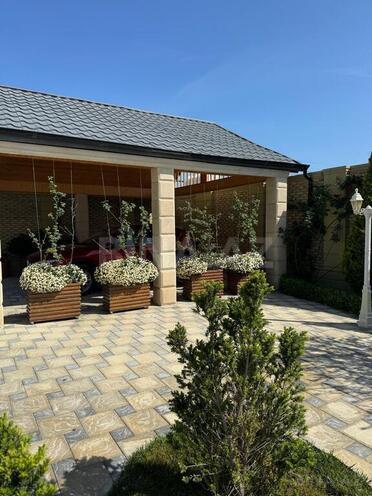 6 otaqlı həyət evi/bağ evi - Şüvəlan q. - 250 m² (23)
