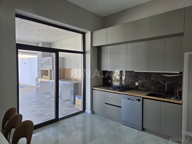 4 otaqlı həyət evi/bağ evi - Şüvəlan q. - 200 m² (14)