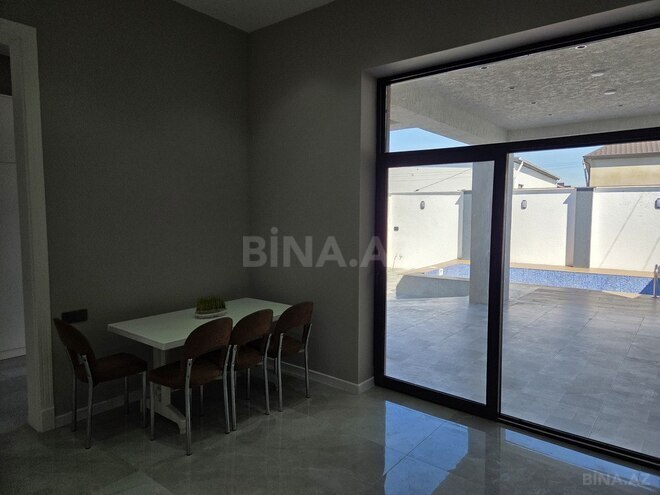 4 otaqlı həyət evi/bağ evi - Şüvəlan q. - 200 m² (15)