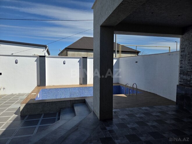 4 otaqlı həyət evi/bağ evi - Şüvəlan q. - 200 m² (25)