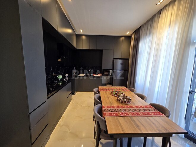 5 otaqlı həyət evi/bağ evi - Şüvəlan q. - 280 m² (9)
