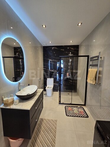 5 otaqlı həyət evi/bağ evi - Şüvəlan q. - 280 m² (18)