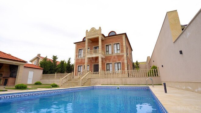 6 otaqlı həyət evi/bağ evi - Novxanı q. - 250 m² (1)