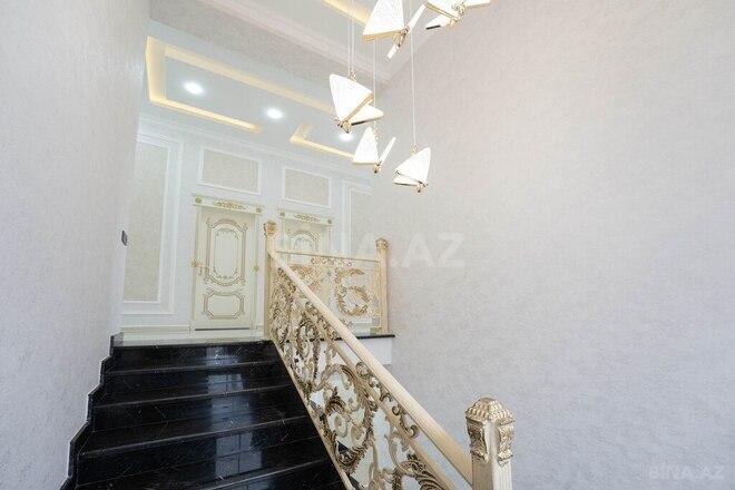 6 otaqlı həyət evi/bağ evi - Novxanı q. - 250 m² (18)