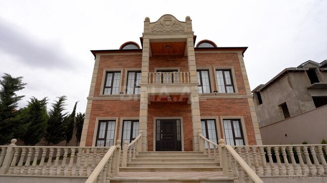 6 otaqlı həyət evi/bağ evi - Novxanı q. - 250 m² (2)