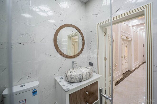 6 otaqlı həyət evi/bağ evi - Novxanı q. - 250 m² (24)