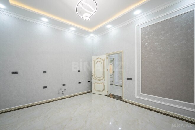 6 otaqlı həyət evi/bağ evi - Novxanı q. - 250 m² (20)