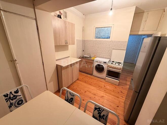 2 otaqlı köhnə tikili - Azadlıq Prospekti m. - 45 m² (5)