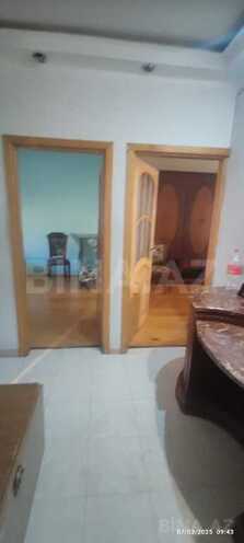 3 otaqlı köhnə tikili - 8-ci mikrorayon q. - 85 m² (6)