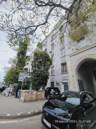 4 otaqlı köhnə tikili - Nəsimi r. - 140 m² (21)