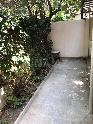 2 otaqlı köhnə tikili - Elmlər Akademiyası m. - 50 m² (11)