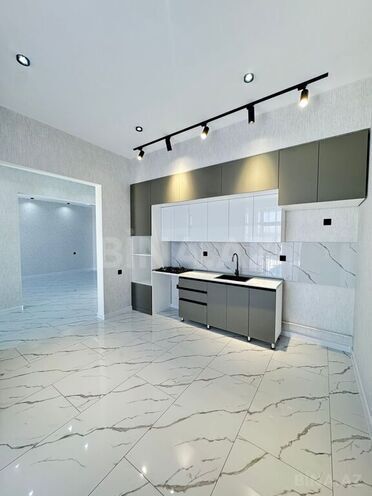 4 otaqlı həyət evi/bağ evi - Şüvəlan q. - 180 m² (17)