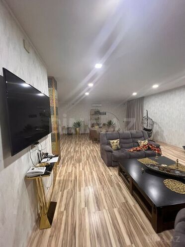6 otaqlı həyət evi/bağ evi - Mərdəkan q. - 430 m² (16)