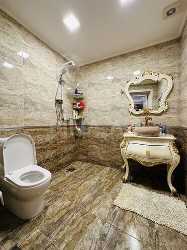 5 otaqlı həyət evi/bağ evi - Mərdəkan q. - 280 m² (24)
