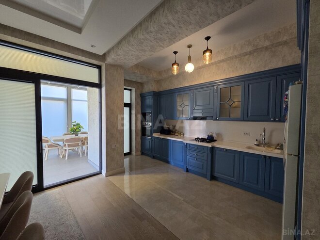 6 otaqlı həyət evi/bağ evi - Mərdəkan q. - 380 m² (20)