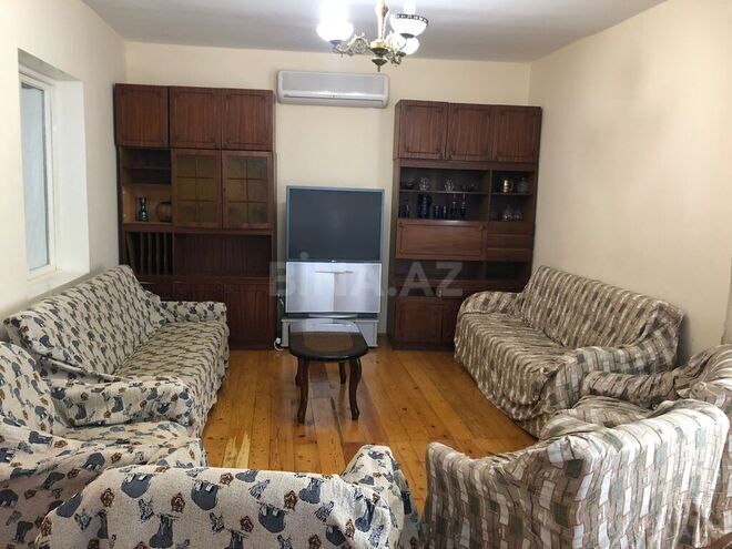 5 otaqlı həyət evi/bağ evi - Fatmayı q. - 250 m² (10)
