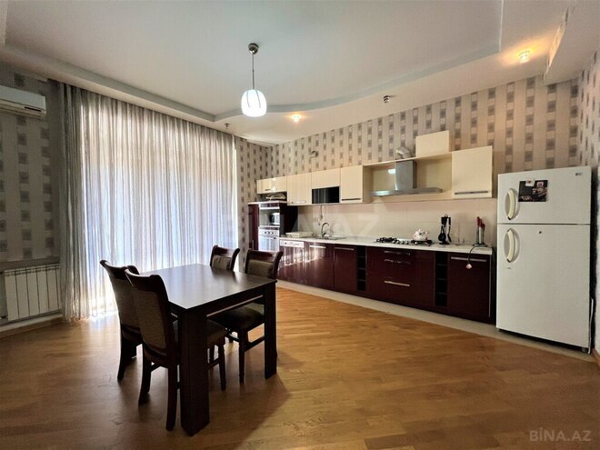 Сдаётся 4-комн. новостройка 230 м², м. Шах Исмаил Хатаи, photo 11 from 19