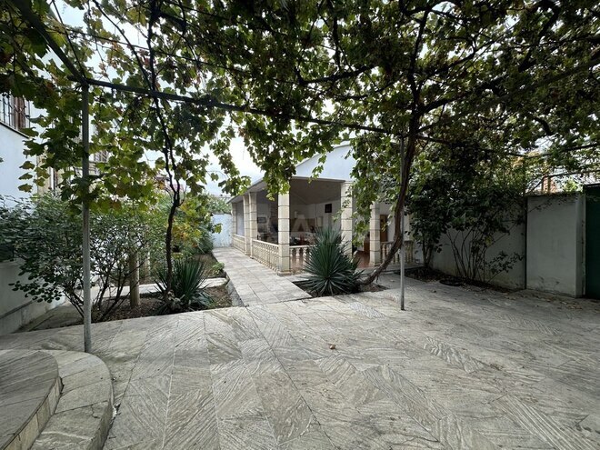 5 otaqlı həyət evi/bağ evi - Quba - 250 m² (25)