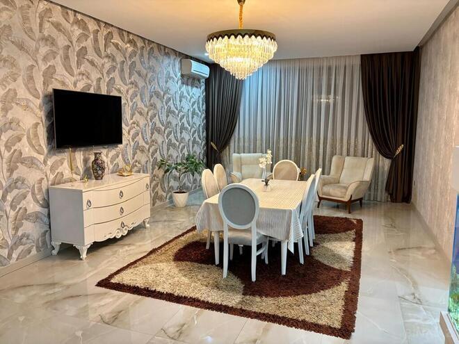 4 otaqlı həyət evi/bağ evi - Mərdəkan q. - 180 m² (9)