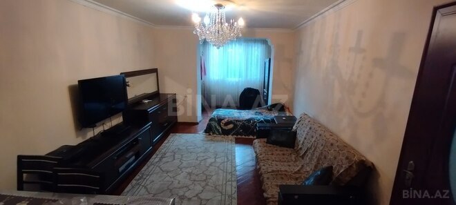 2 otaqlı köhnə tikili - İnşaatçılar m. - 38 m² (1)