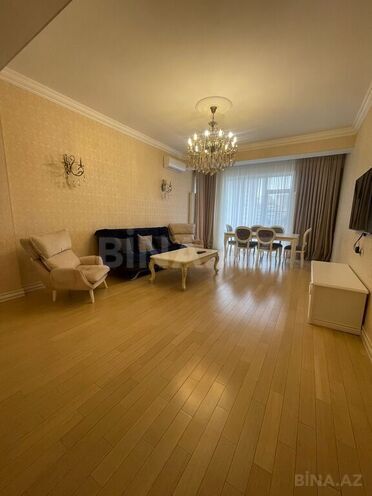 3 otaqlı yeni tikili - Şah İsmayıl Xətai m. - 140 m² (1)