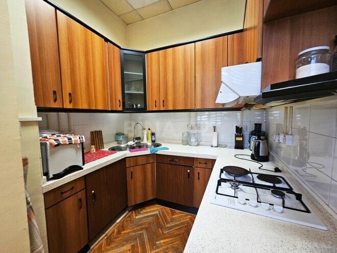 Satılır 4 otaqlı köhnə tikili 166 m², Sahil m., photo 8 from 19