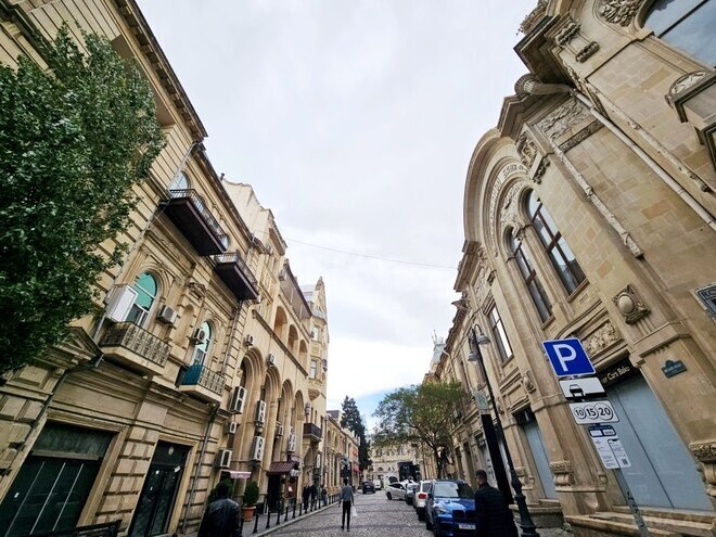 Satılır 4 otaqlı köhnə tikili 166 m², Sahil m., photo 17 from 19