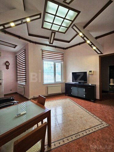 Satılır 4 otaqlı köhnə tikili 123 m², Sahil m., photo 8 from 17