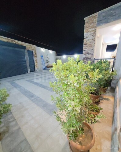 4 otaqlı həyət evi/bağ evi - Şüvəlan q. - 150 m² (25)