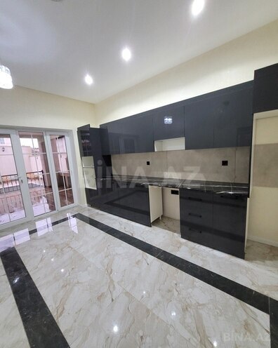 4 otaqlı həyət evi/bağ evi - Şüvəlan q. - 150 m² (16)