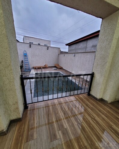 4 otaqlı həyət evi/bağ evi - Şüvəlan q. - 150 m² (9)